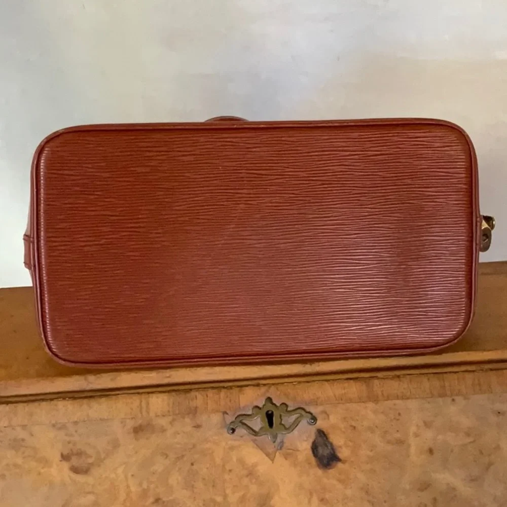 Louis Vuitton Epi Alma PM Cipango🌟 - Picture 4 of 16